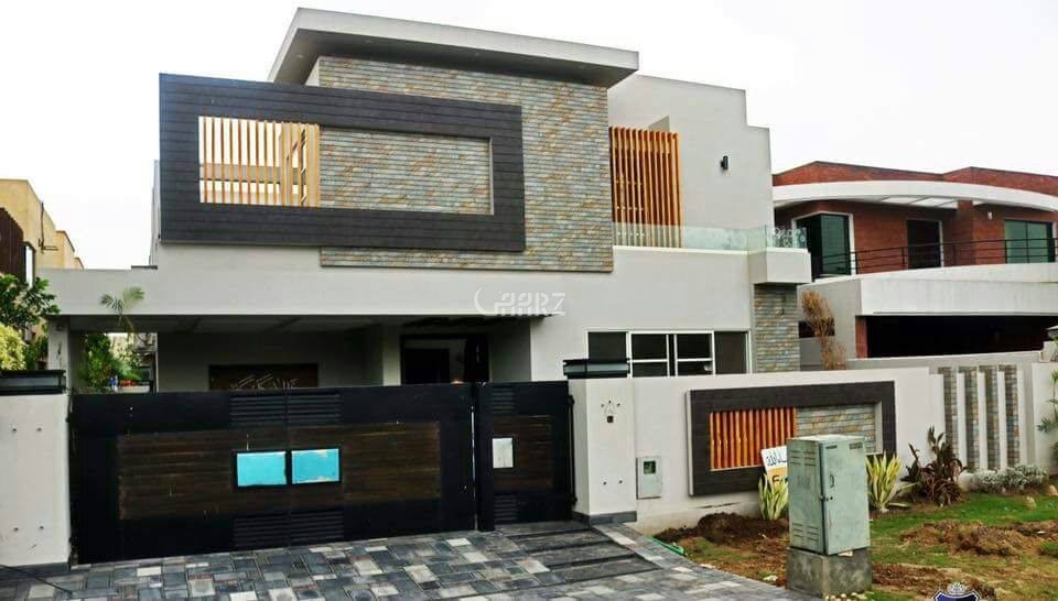 10 Marla House for Sale in Lahore DHA Phase8