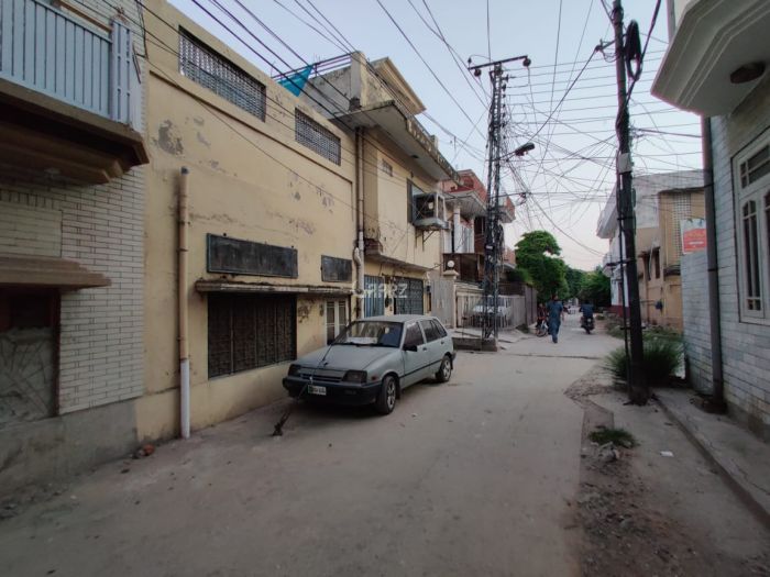 Home in Asghar Mall Road Asghar Mall Road Home Prices