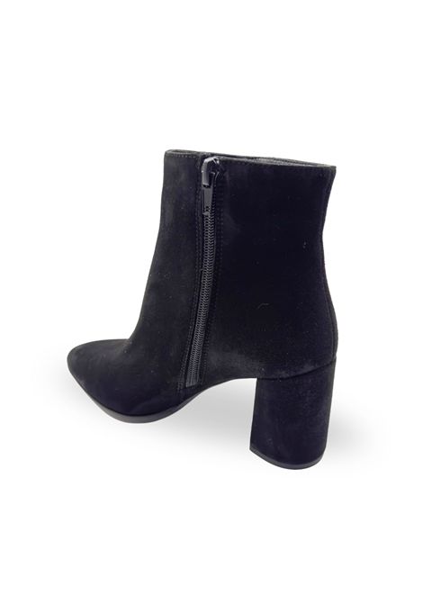  ALBANO | 607CAMOSCIO NERO