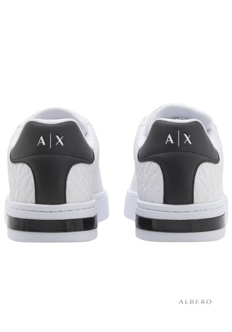 SNEAKERS CON LOGO AX ARMANI EXCHANGE | Sneakers | XM000140AF11916M0028OPTICWHITEBLACK