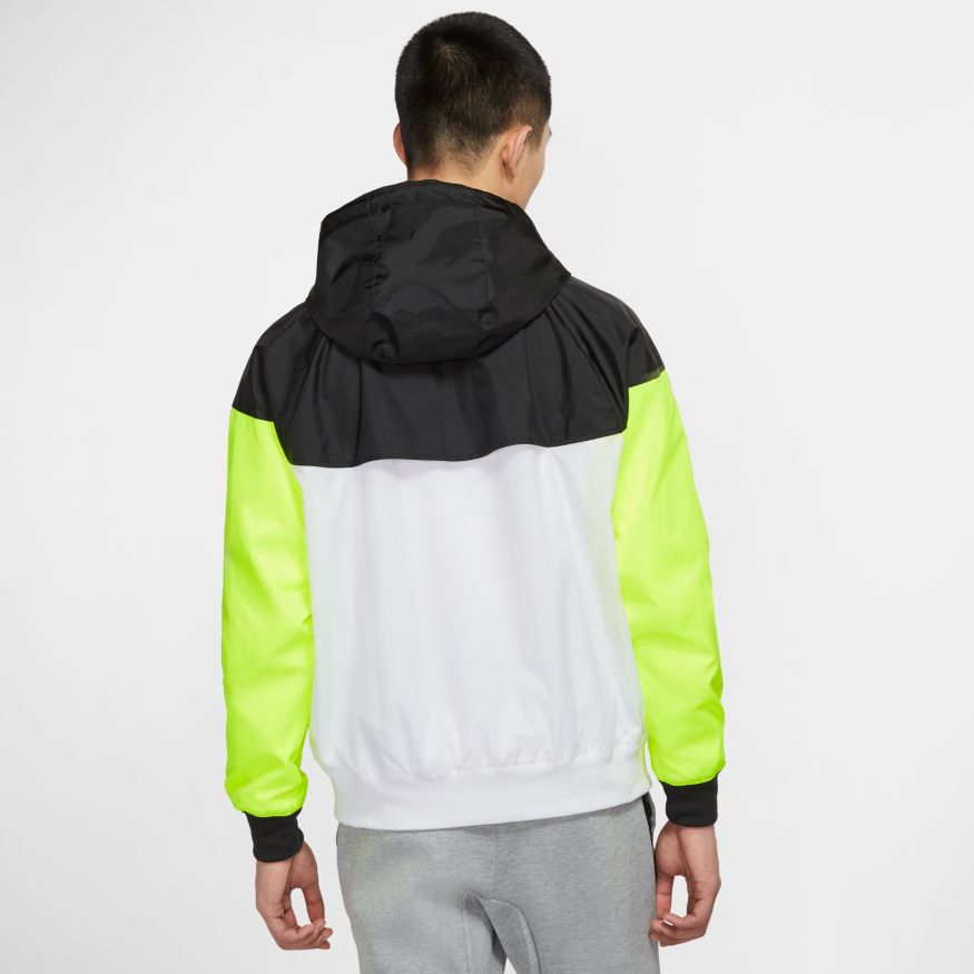 giubbino leggero nike