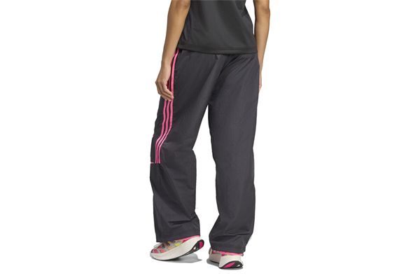 Pantaloni Adidas Teamgeist adicolor Oversized donna ADIDAS ORIGINALS | Pantaloni | JZ8261-