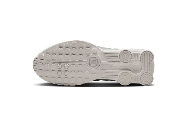 Nike Shox R4 NIKE | Sneakers | HQ1988101