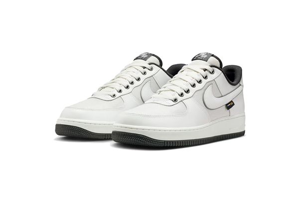 Nike Air Force 1 '07 LV8 NIKE | Sneakers | IM6001121