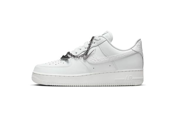 Nike Air Force 1 07  Low Donna NIKE | Sneakers | IM6485121