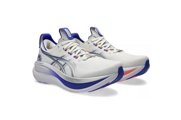 Asics Gel Nimbus 28 Paris ASICS | Scarpe Running | 1013A208100