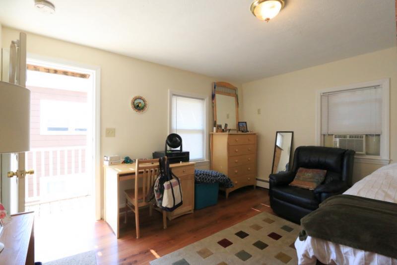 apartment picture