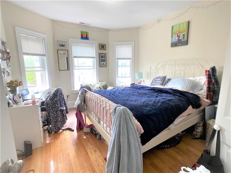apartment picture