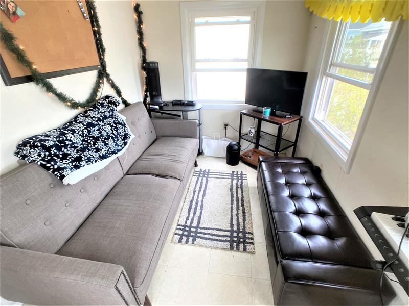 apartment picture