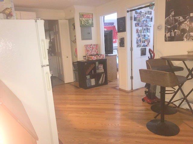 apartment picture