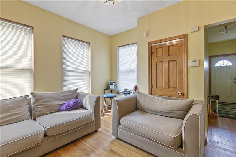 apartment picture