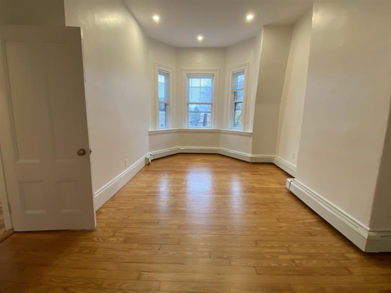 apartment picture