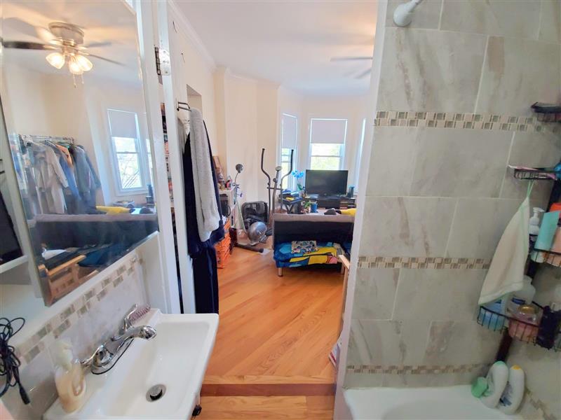 apartment picture