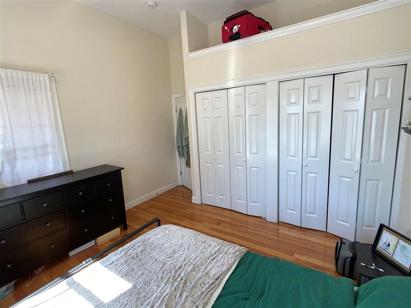apartment picture