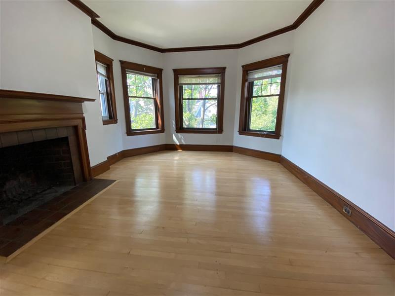 apartment picture