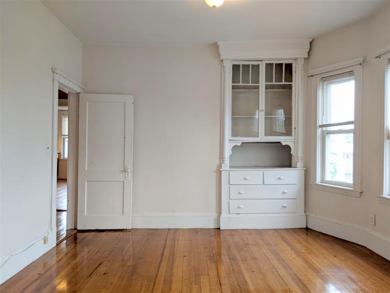 apartment picture