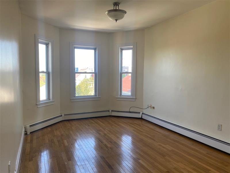 apartment picture