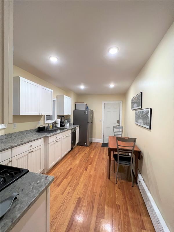 apartment picture