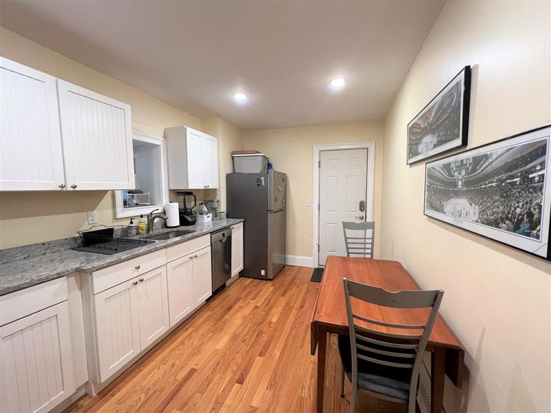 apartment picture