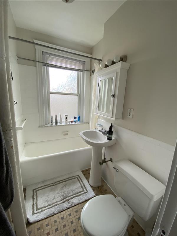 apartment picture