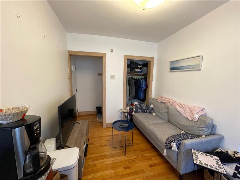 apartment picture