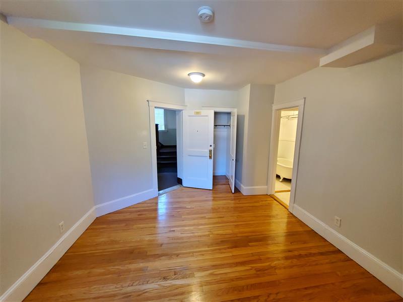 apartment picture
