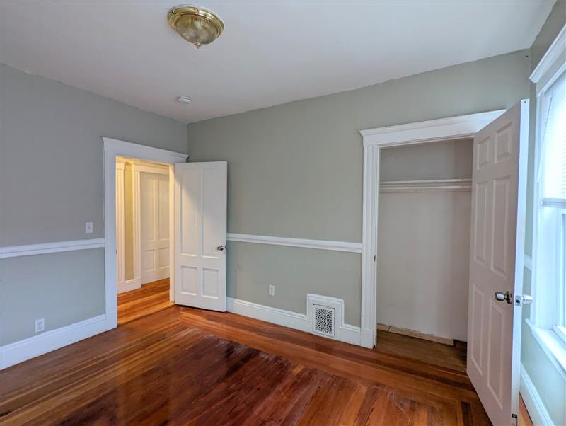 apartment picture