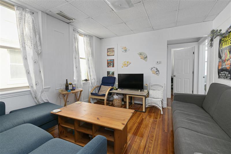 apartment picture