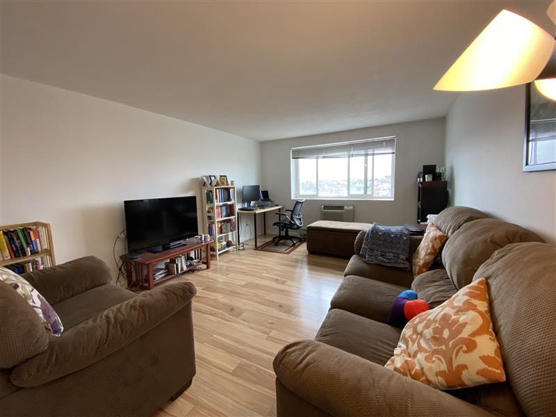 apartment picture