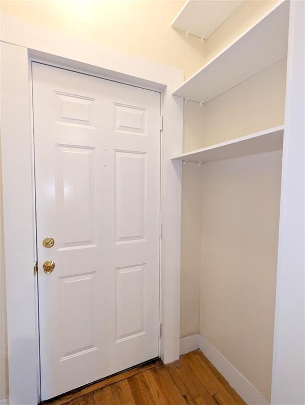 apartment picture