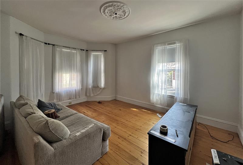 apartment picture