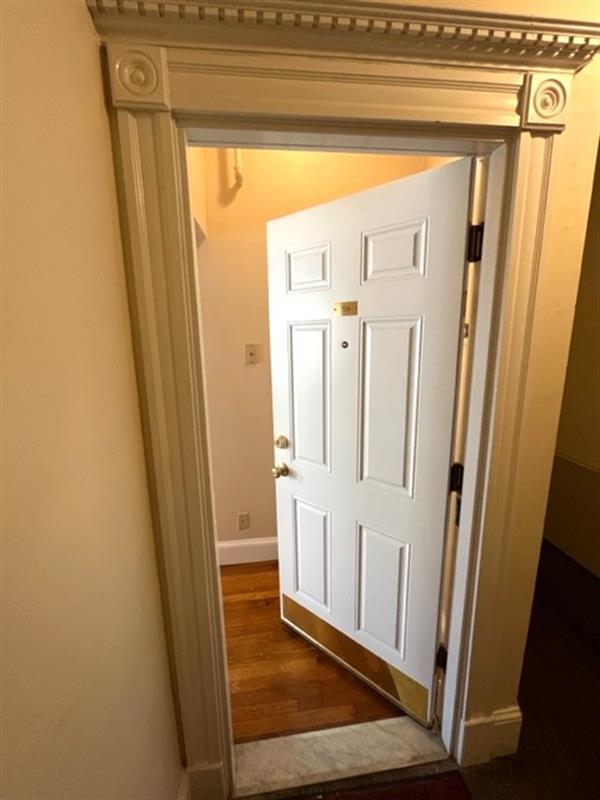 apartment picture