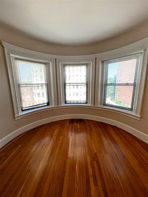 apartment picture