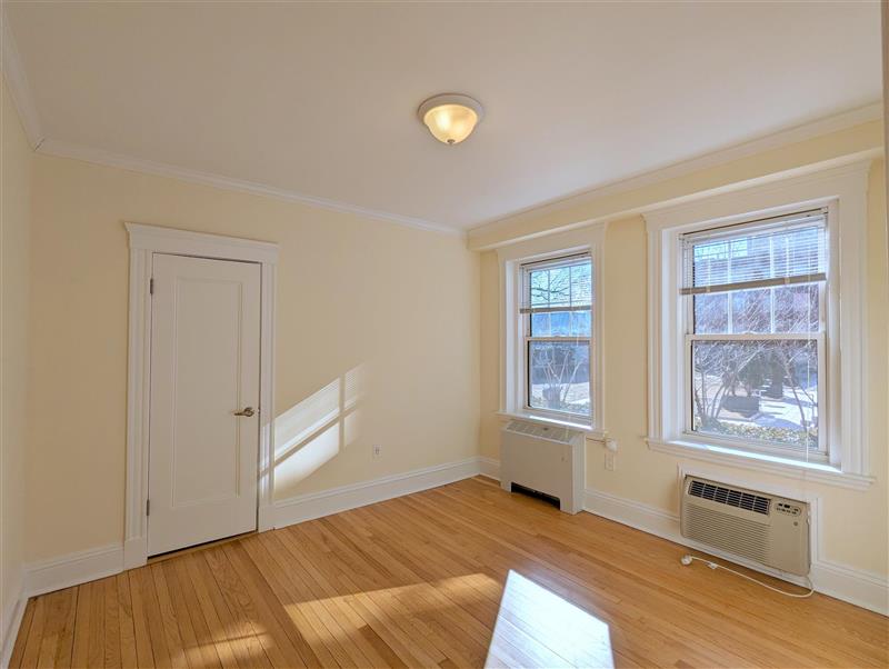 apartment picture