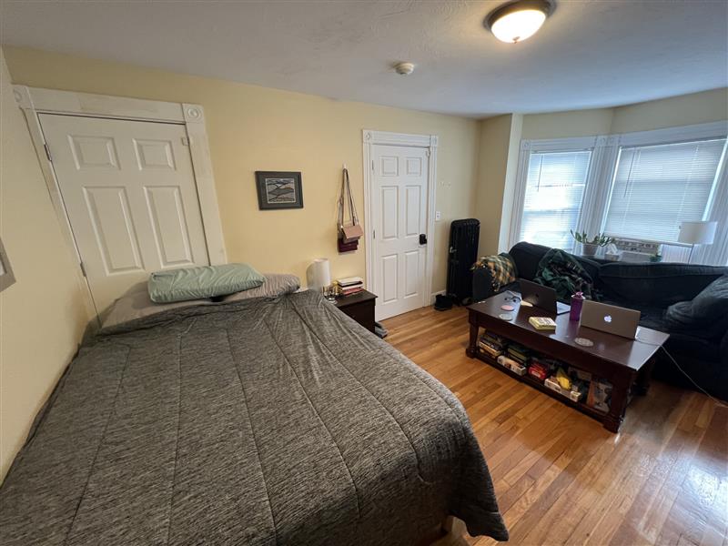 apartment picture