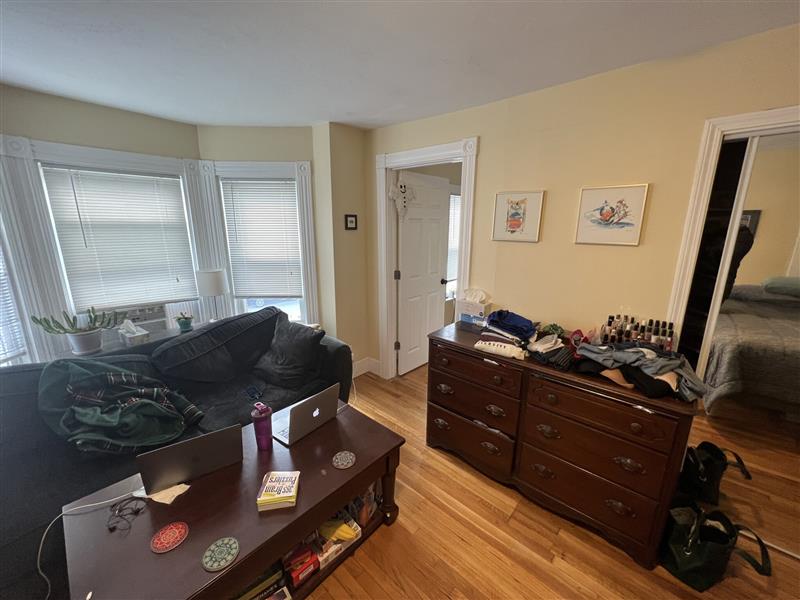 apartment picture