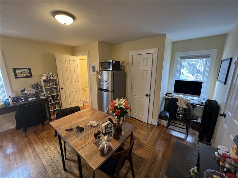 apartment picture