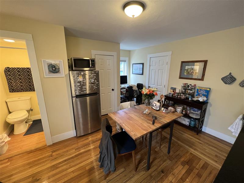 apartment picture