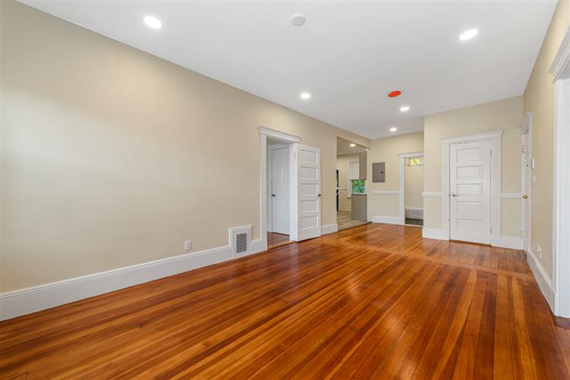 apartment picture