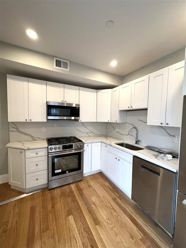 apartment picture