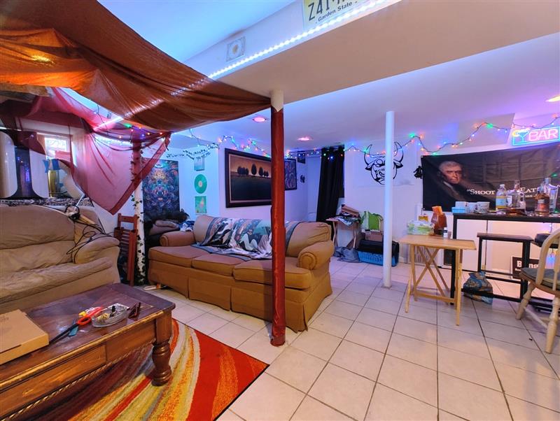 apartment picture