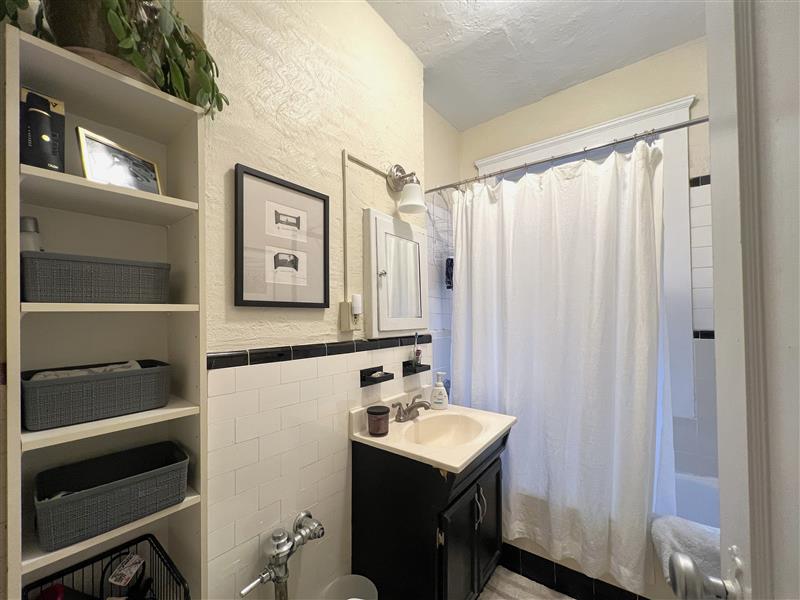apartment picture