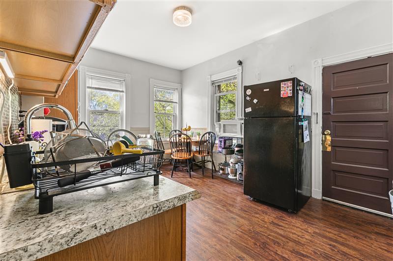 apartment picture