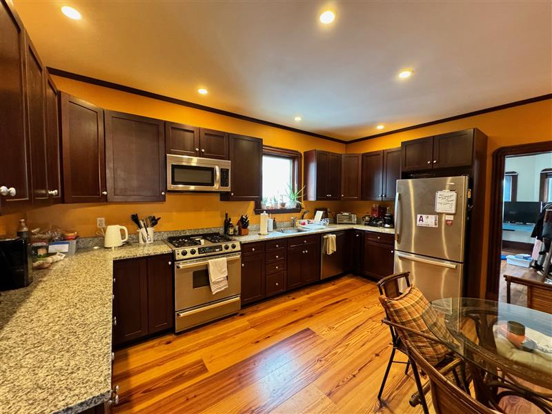 apartment picture