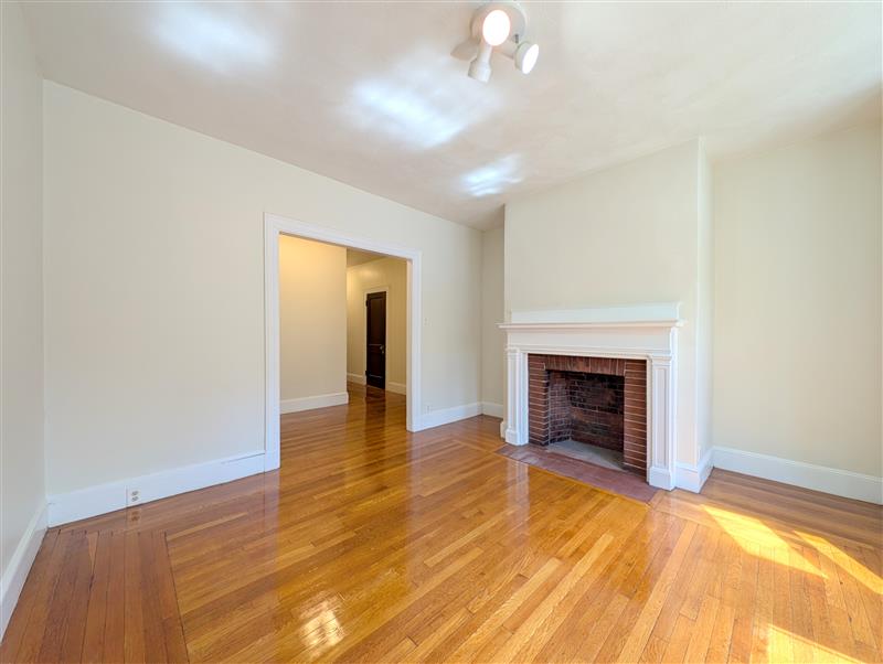 apartment picture