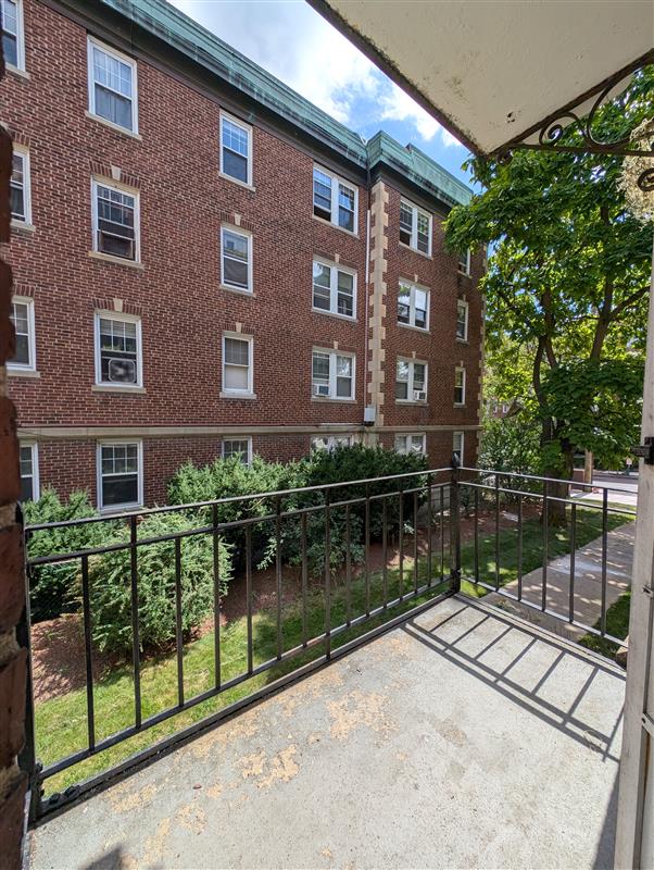 apartment picture