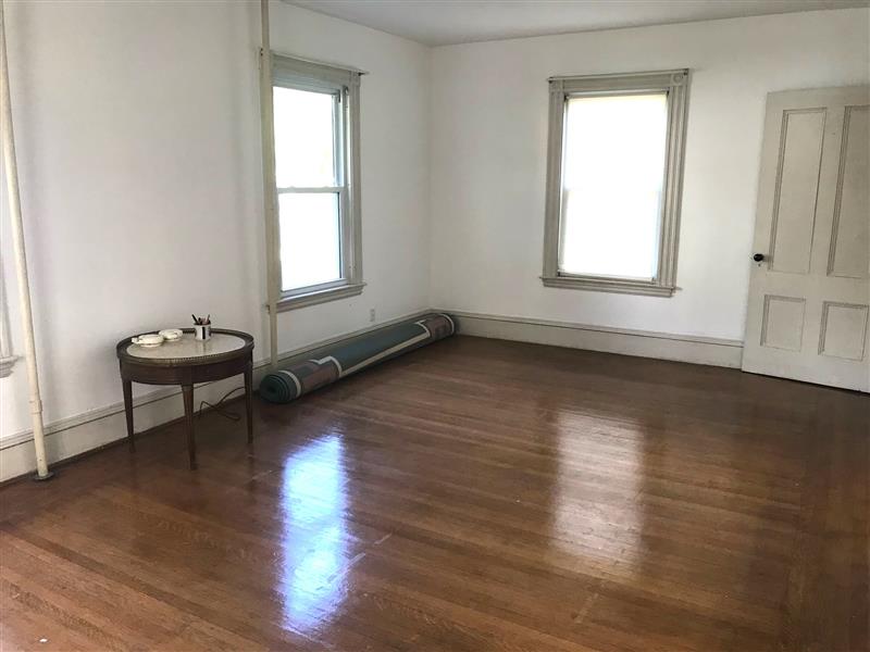 apartment picture