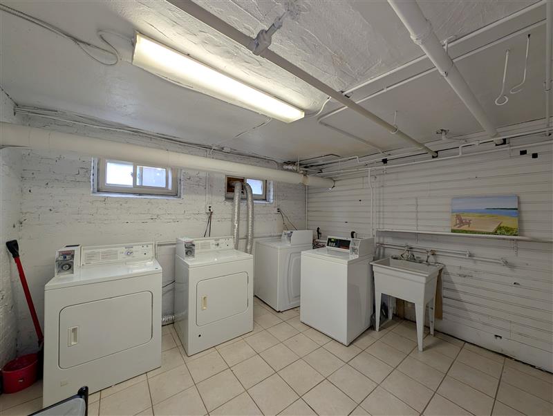 apartment picture