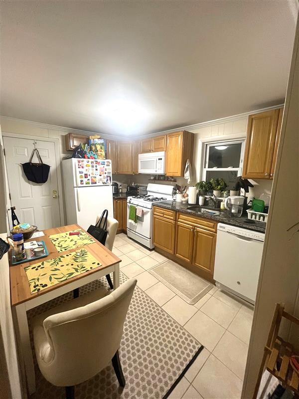 apartment picture