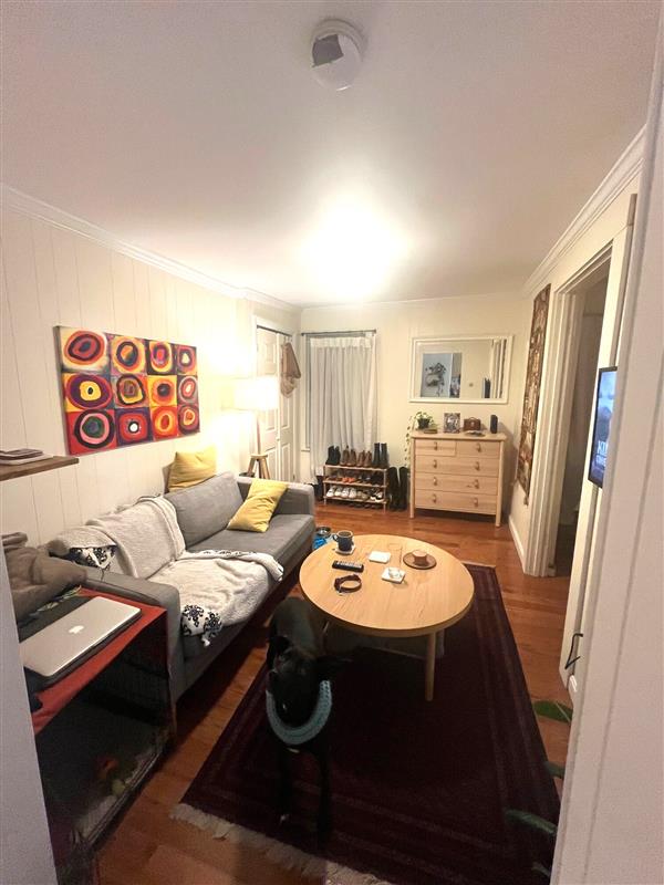apartment picture